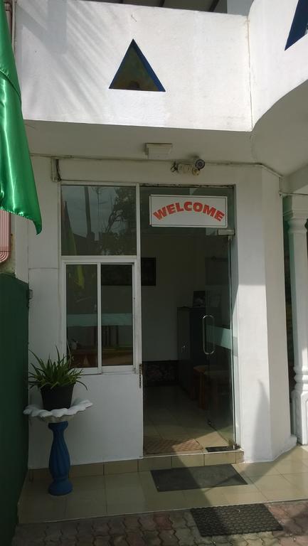 The Finz Otel Hikkaduwa Dış mekan fotoğraf