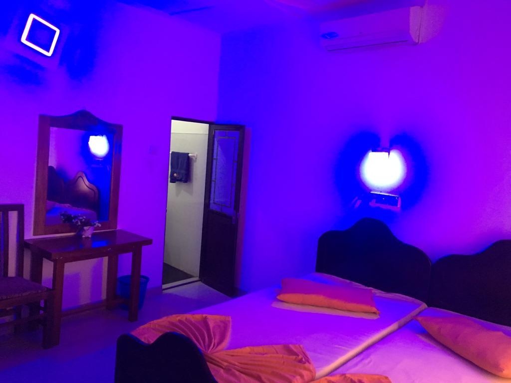The Finz Otel Hikkaduwa Dış mekan fotoğraf