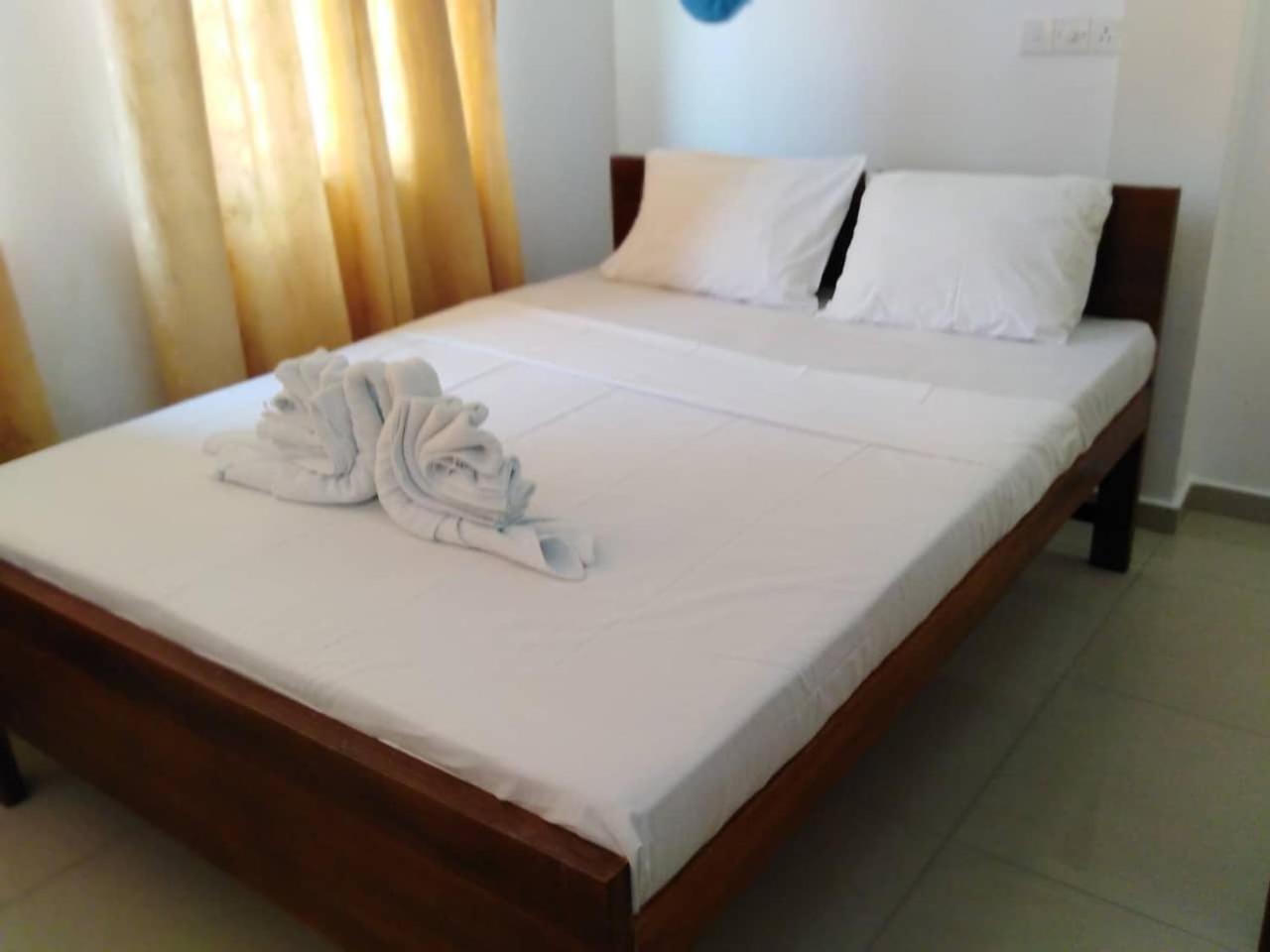 The Finz Otel Hikkaduwa Dış mekan fotoğraf